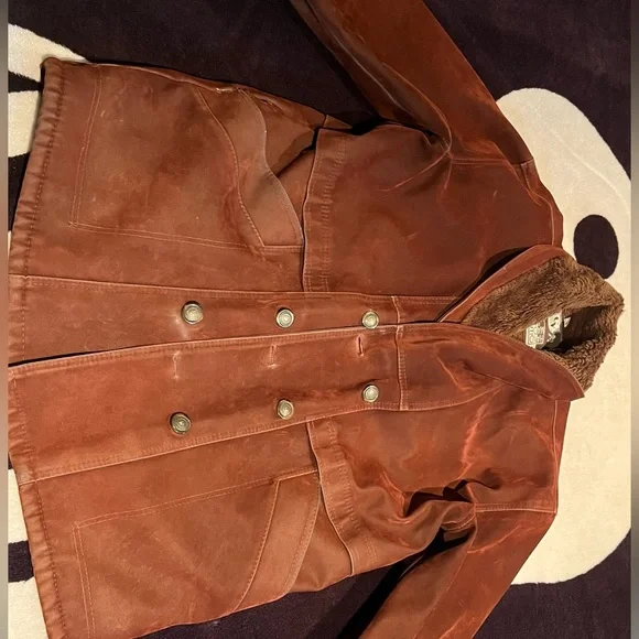 Shearling coat - Picture 2 of 7